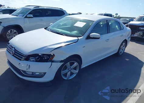 2015 Volkswagen Passat 1.8T Limited Edition из США, поврежденный, VIN 1VWAS7A34FC111459